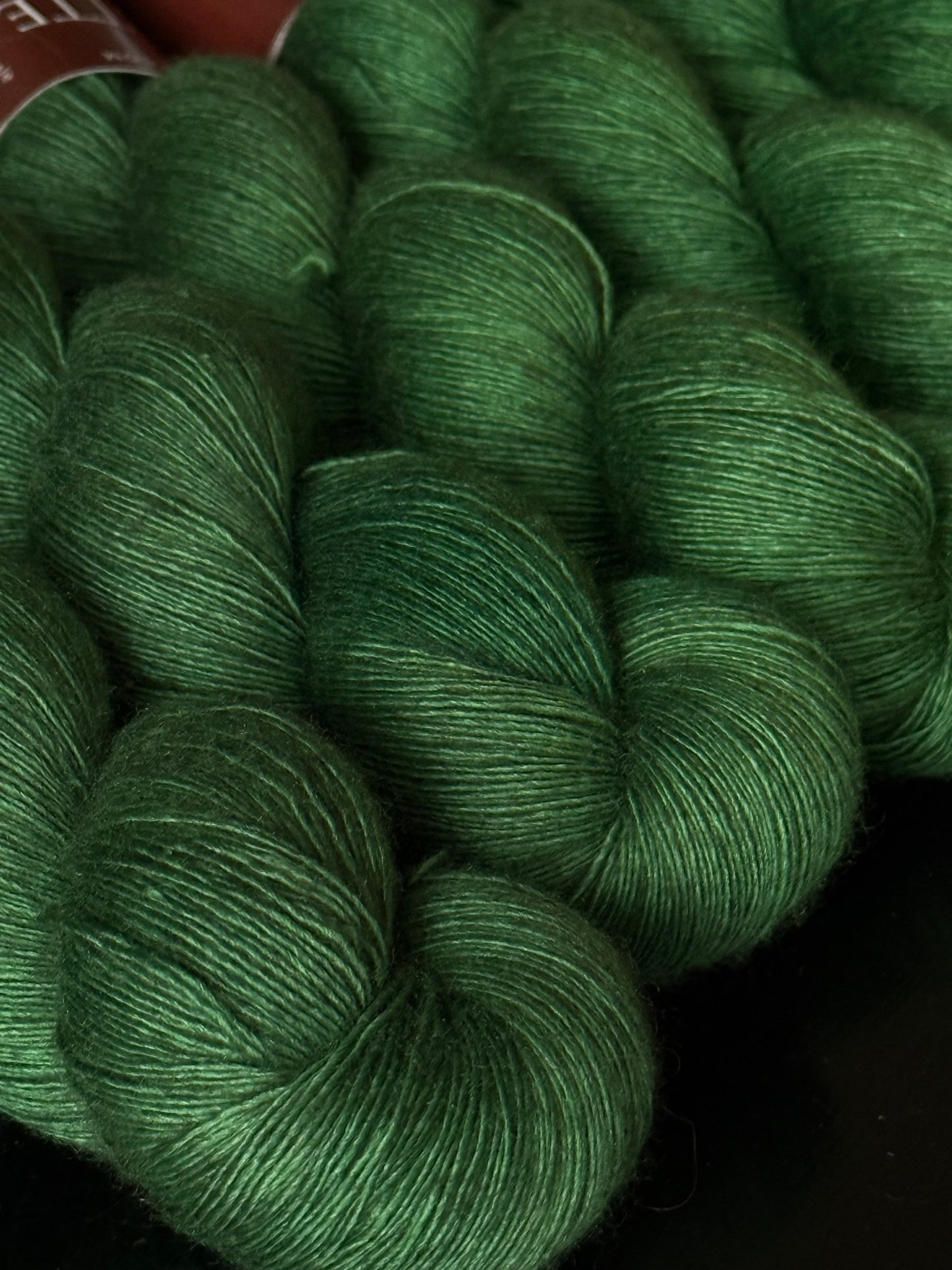 Silky Lace Yak & Soie Single Verdea