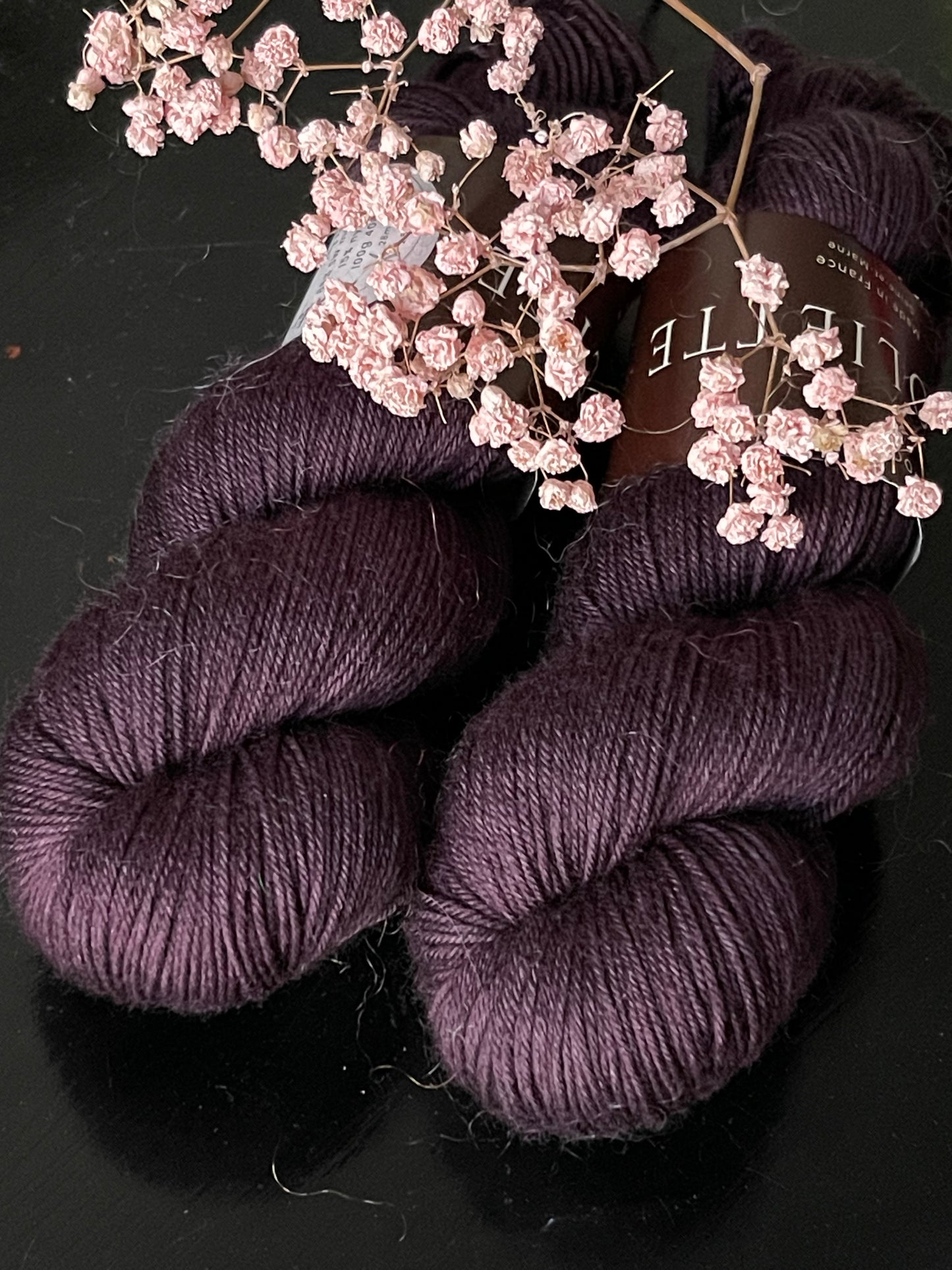 Cybele Fingering extra fine Moody