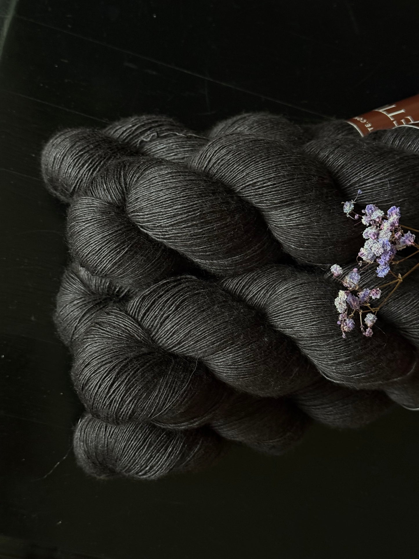 Silky Lace Yak & Soie Single Onyx