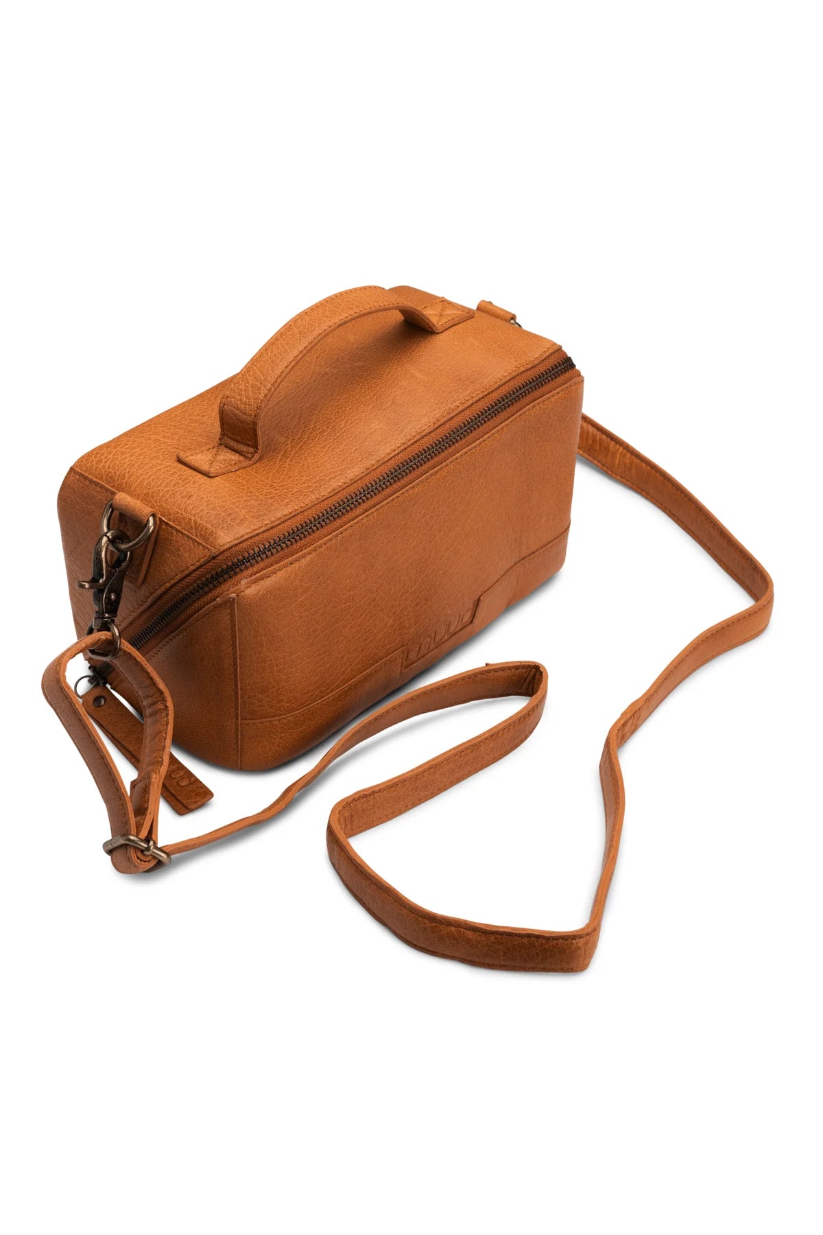 MUUD Sac CLEO