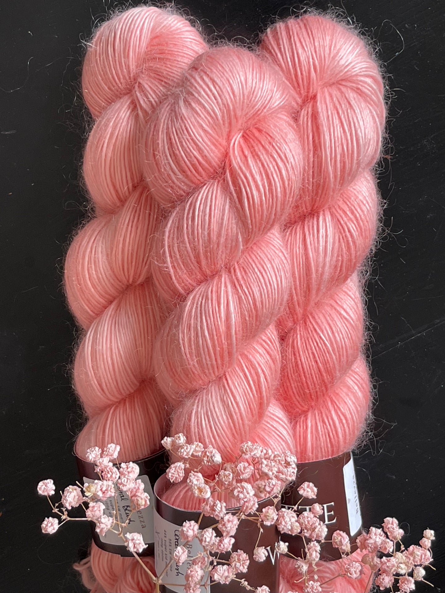 Bellezza Single Fingering Coral Blush