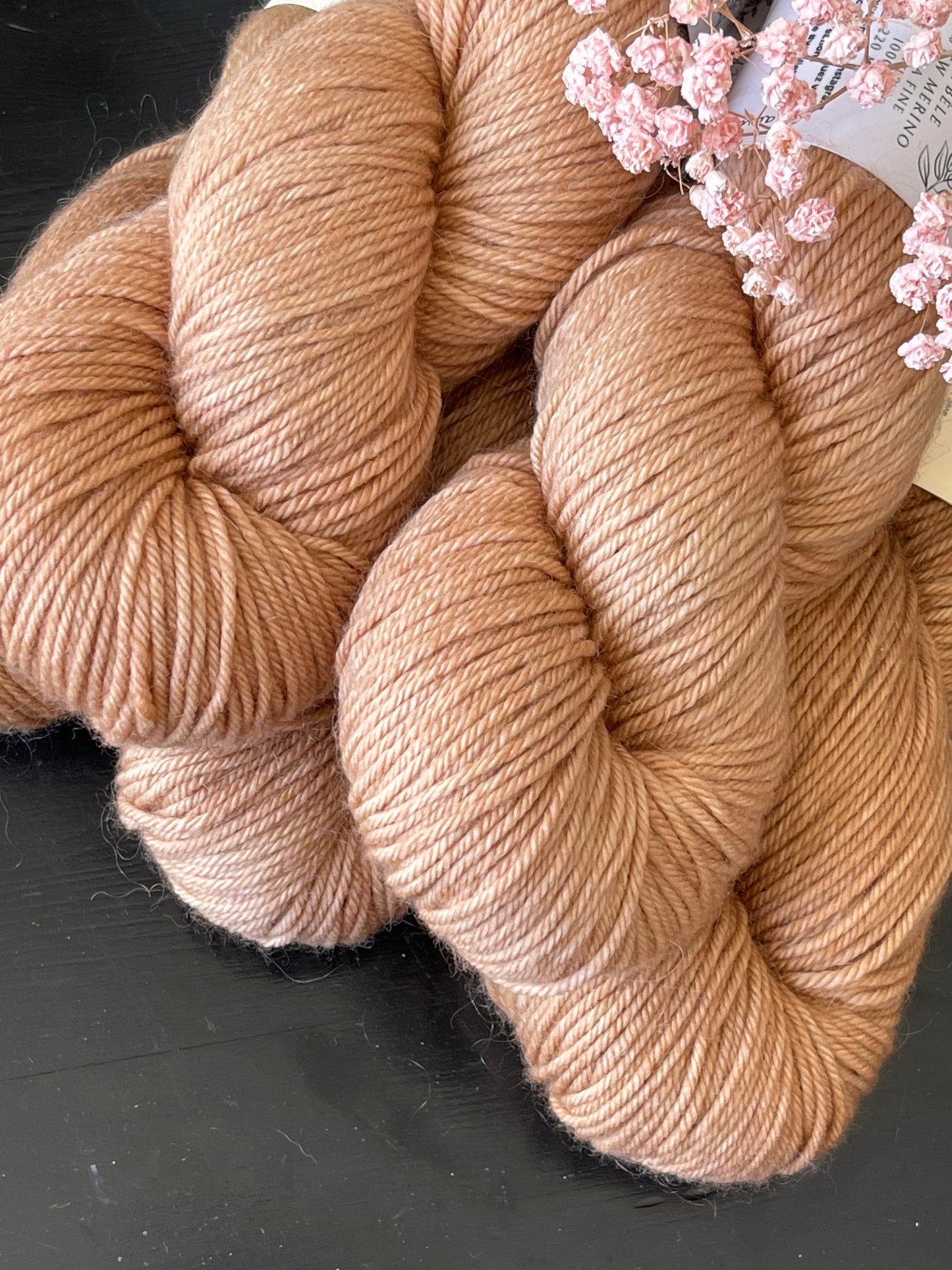DK MCN Merino Cachemire Belladonna