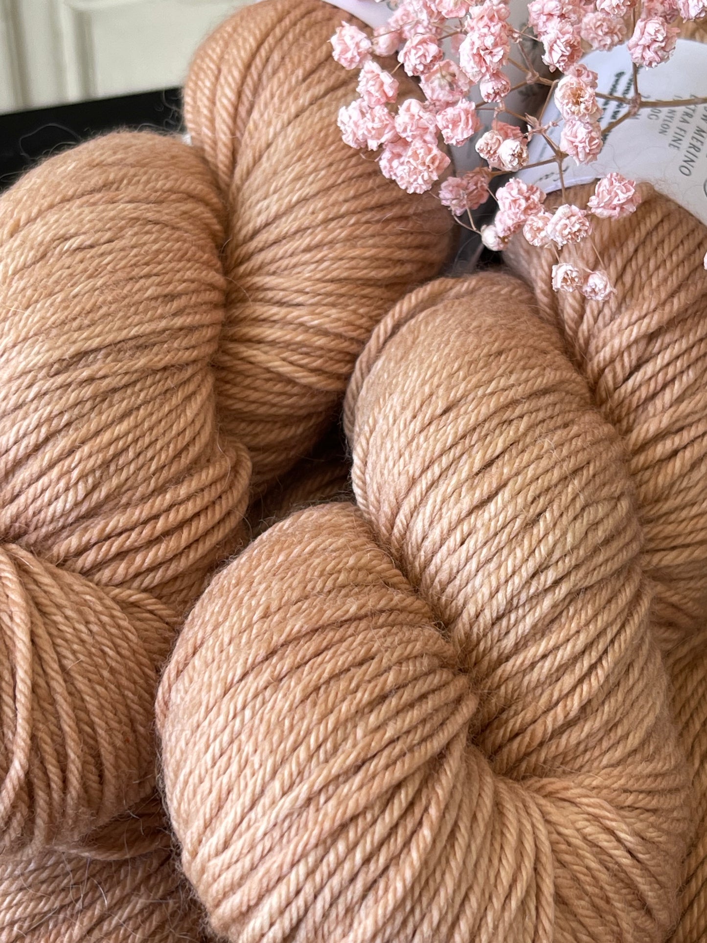 DK MCN Merino Cachemire Belladonna