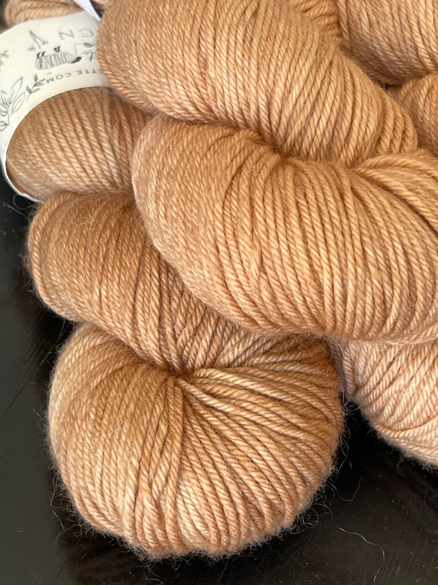 DK MCN Merino Cachemire Belladonna