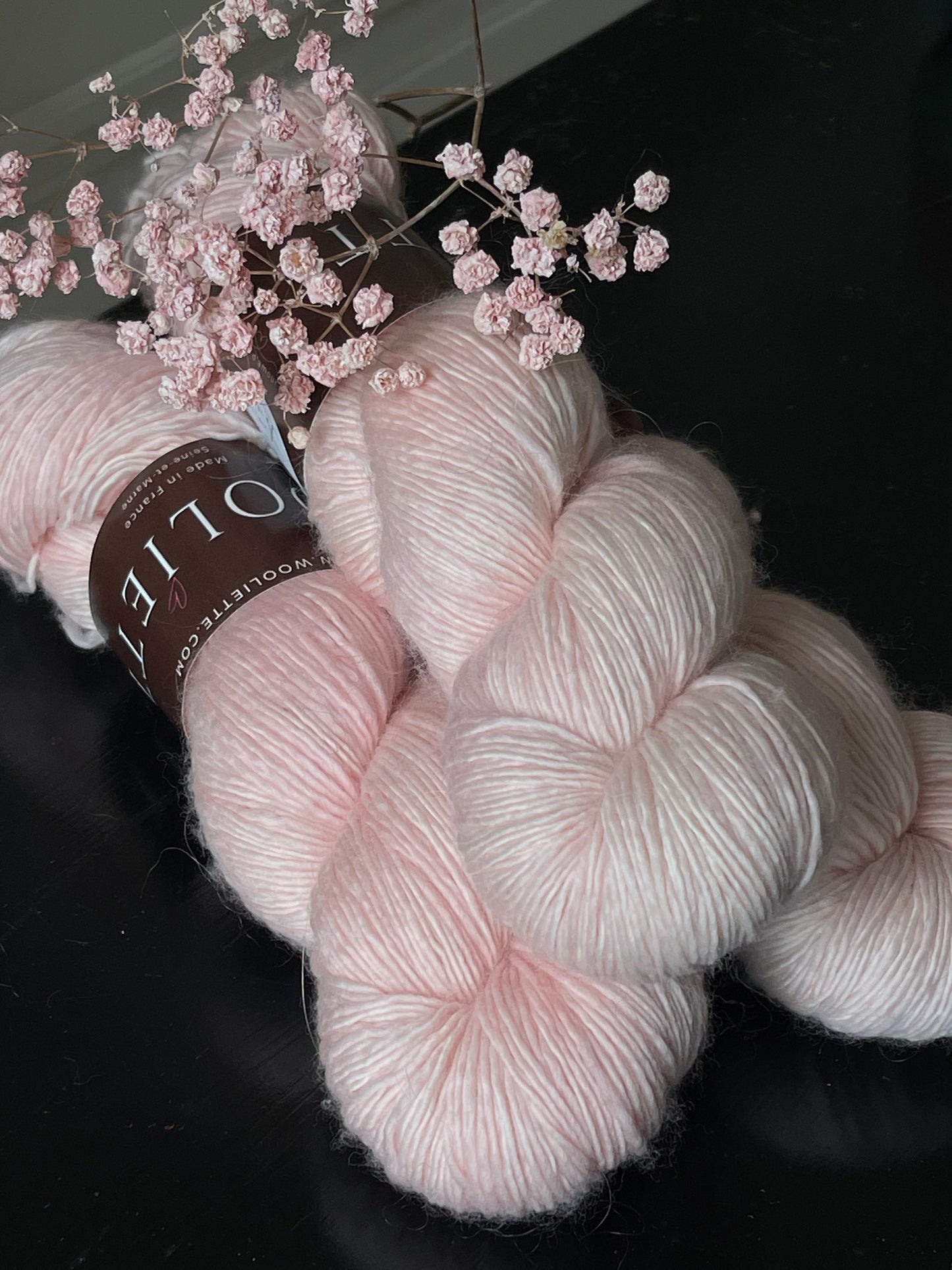 Felicia Single merino fingering Soft Pink