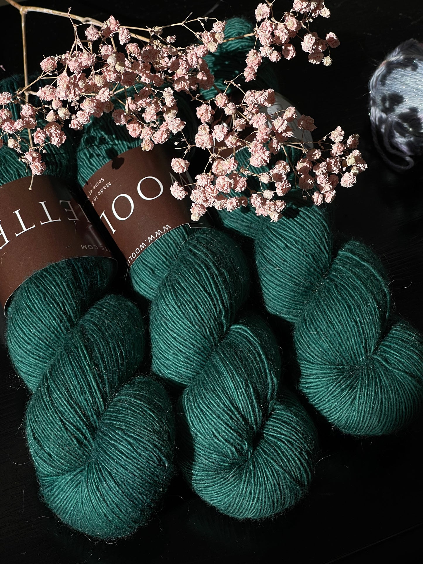 Felicia Single merino fingering Forest