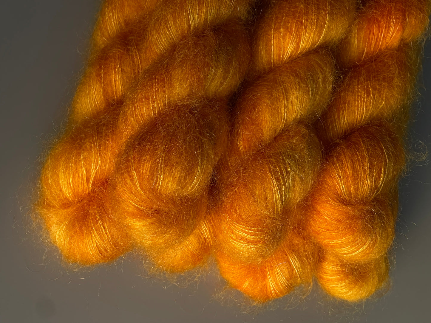 Écheveaux laine mohair soie Doucette Eldorado 50g 420m ocre ambre caramel Wooliette