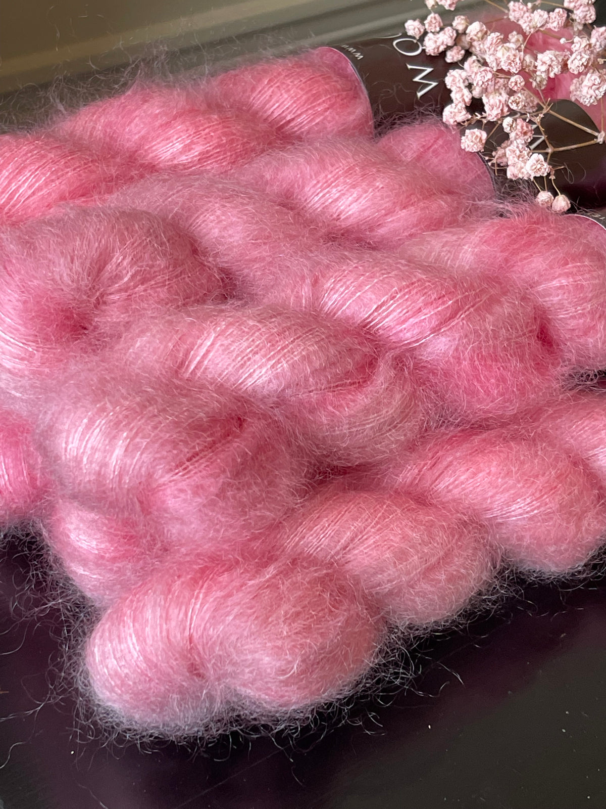 Détail texture Doucette kid mohair soie halo vaporeux coloris rose gourmand Chamallow Wooliette