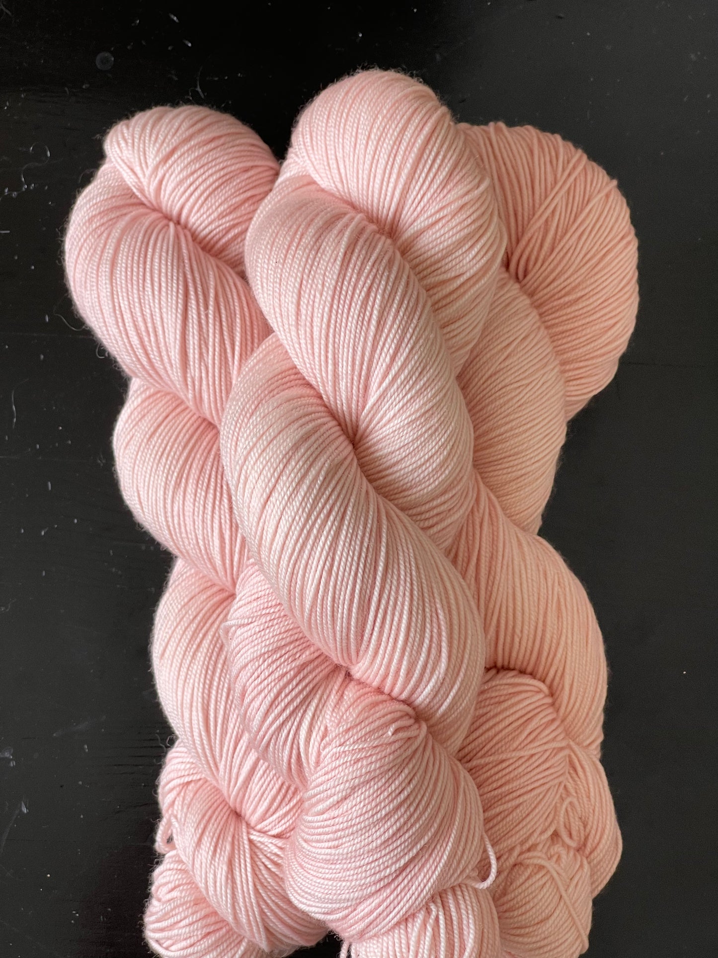 DK MCN Merino Soft Pink