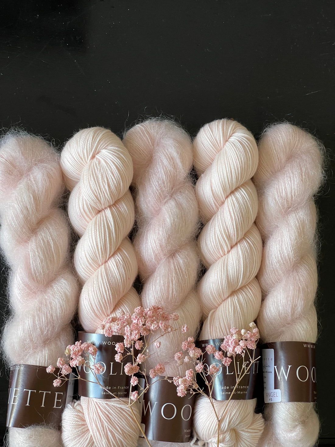 laine artisanale Wooliette coloris Angel, teint en France en Seine et Marne