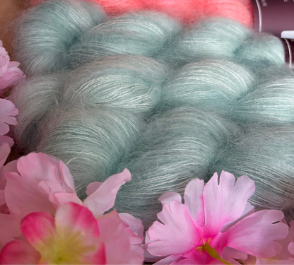 Laine artisanale Doucette Kid Mohair & Soie Mellow Aqua