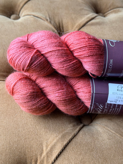 laine artisanale Wooliette, Cybele, coloris Rosalia, mérinos et nylon, laine à chaussettes