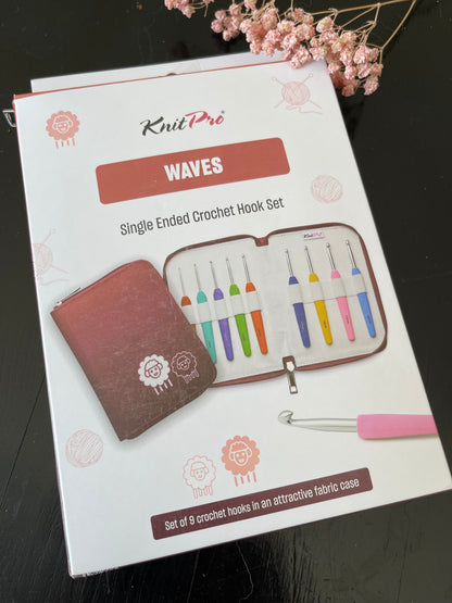 KnitPro Waves Etui de 9 crochets softgrip 2-6mm