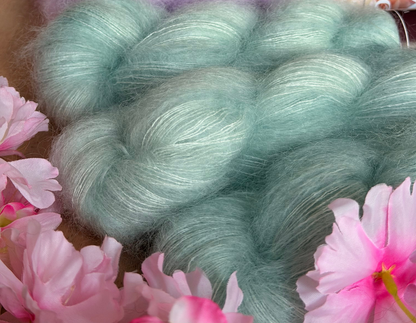 Laine artisanale Doucette Kid Mohair & Soie Mellow Aqua