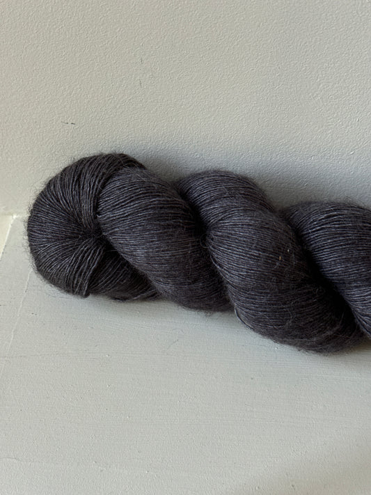 Silky Lace Yak & Soie Single Onyx
