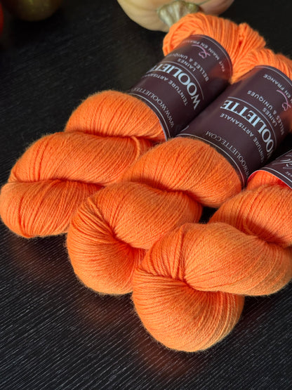 Cybele Fingering Sunset Spritz
