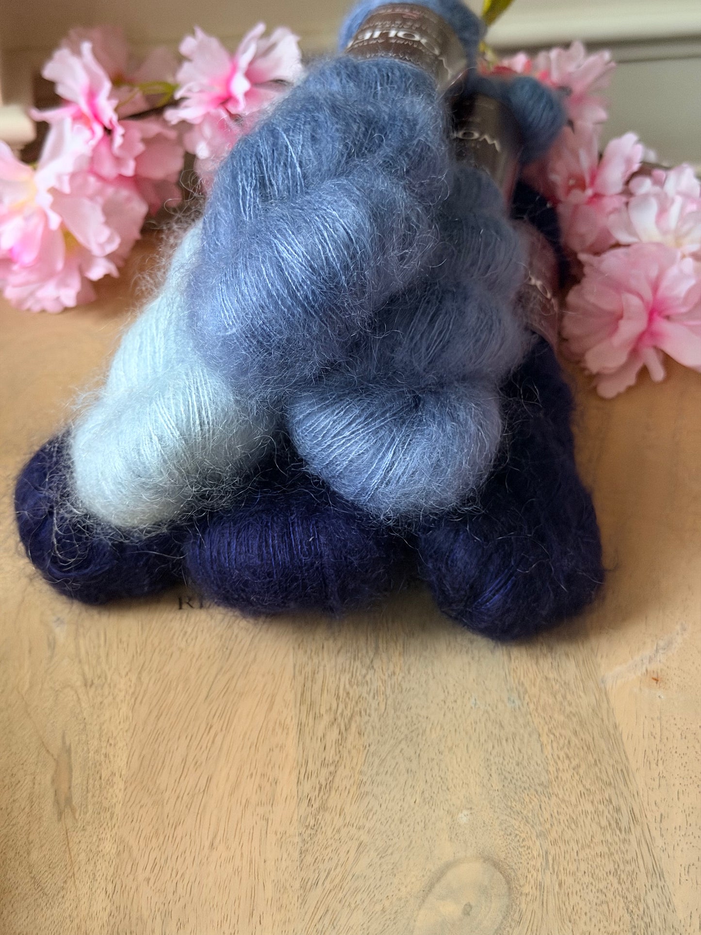 Combo Pull Ceallaigh Sweater (Horizons) - Mohair Soie Doucette