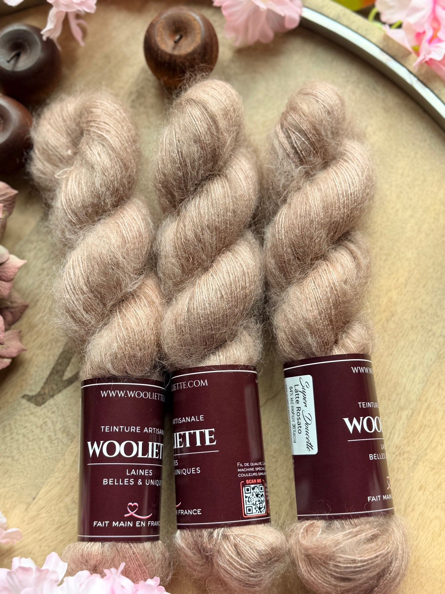 Laine artisanale Doucette Kid Mohair & Soie Latte Rosatto