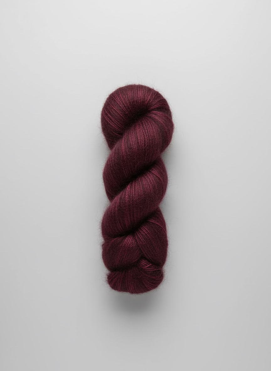 laine artisanale wooliette doucette mohair et soie coloris nuit toscane pour tricoter pulls et cardigans