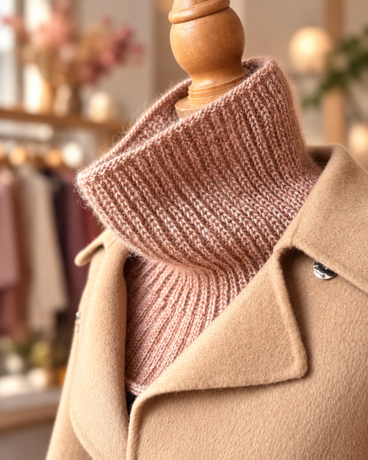 Tour de cou cowl Myrtille tricoté main laine artisanale Wooliette
