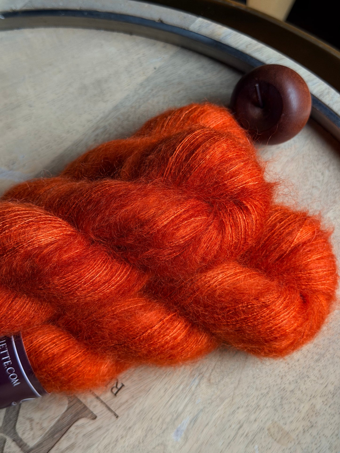 Laine artisanale lace Doucette kid mohair et soie orange vif Flamboyante Wooliette