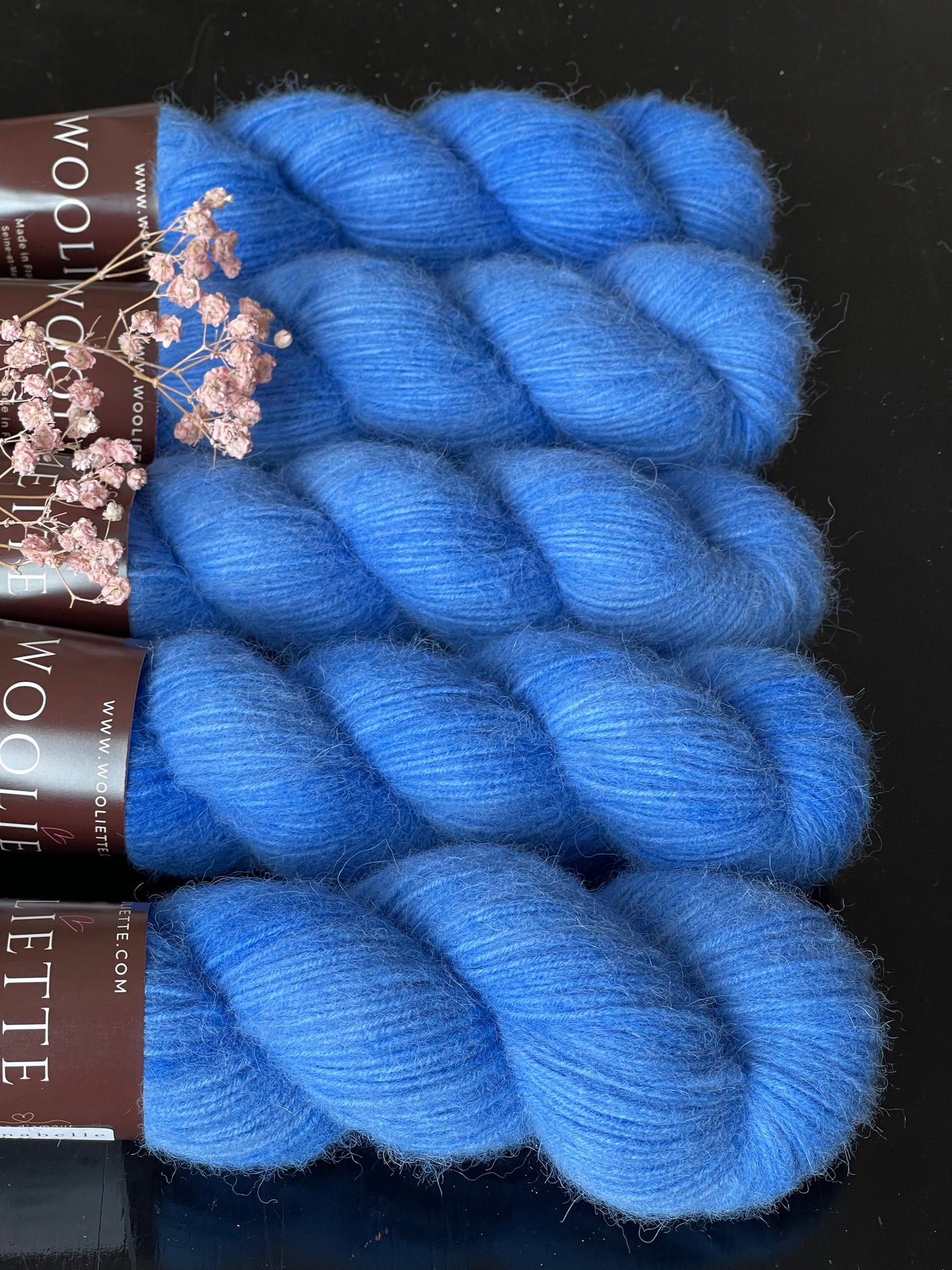 Laine Annabelle DK bébé alpaga nylon Stellaire bleu roi teinte main Wooliette