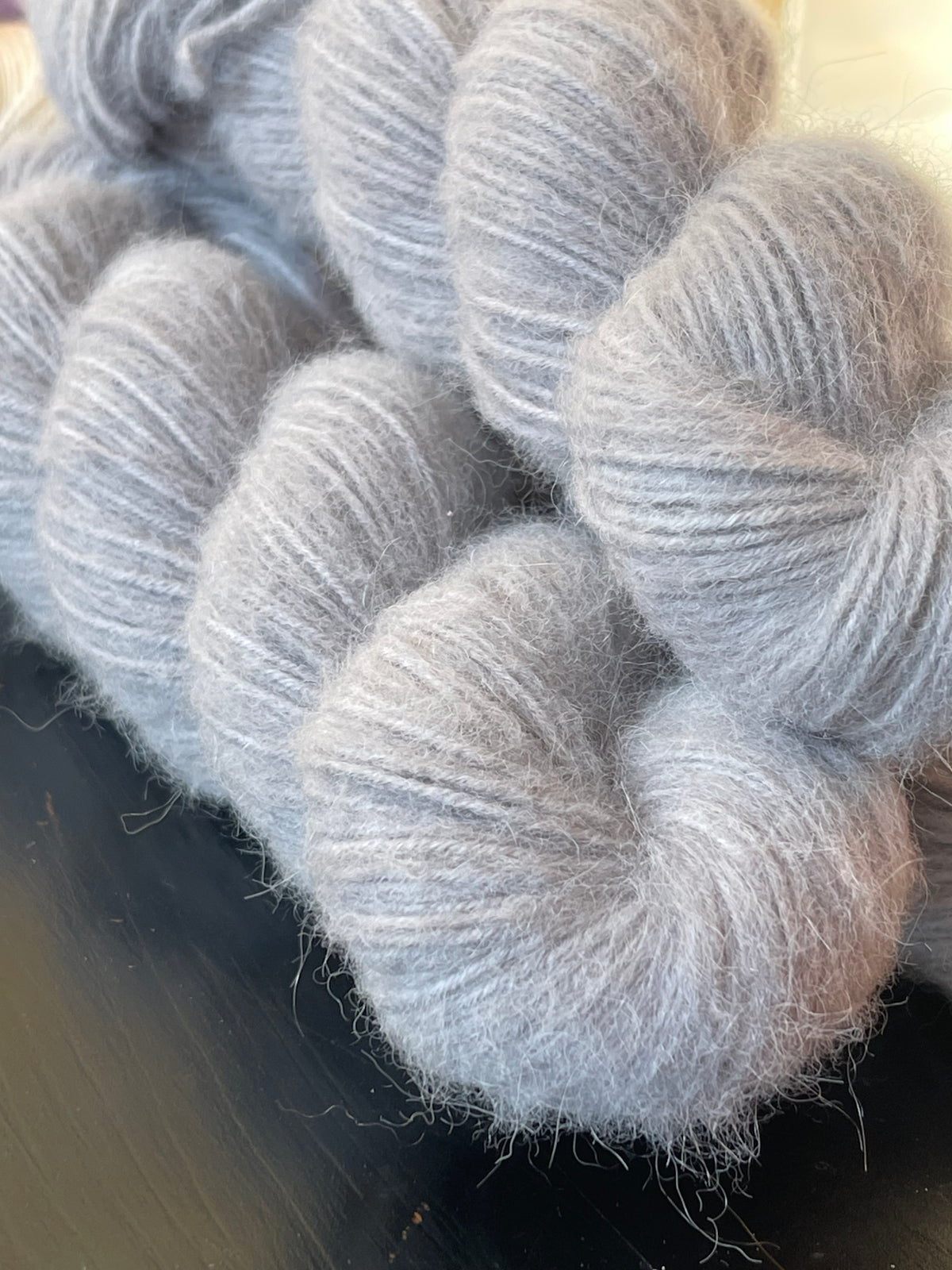 Écheveau laine bébé alpaga nylon DK Minnie 100g 255m gris clair doux Wooliette
