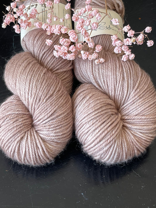 Laine MCN DK mérinos cachemire nylon Café Latté beige lin teinte main Wooliette