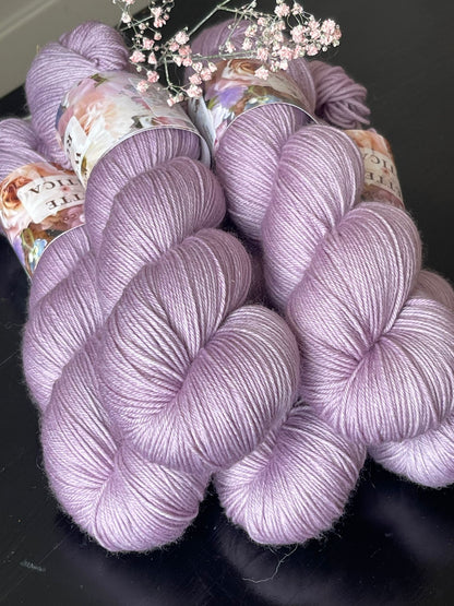 Écheveau laine mérinos nylon fingering Lison 100g 400m lilas rosé doux Wooliette