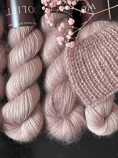 Écheveau laine single mérinos mohair fingering Mars et Vénus 100g 400m bois rosé Wooliette