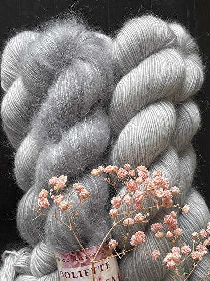 Laine Bellezza Romantica mérinos kid mohair Tourterelle gris clair teinte main Wooliette