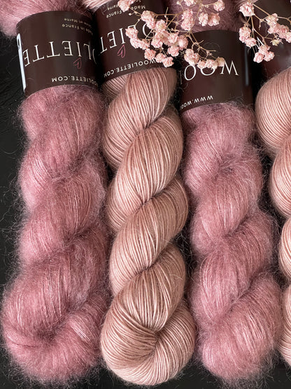 Laine artisanale rose mérinos et mohair fingering France Wooliette