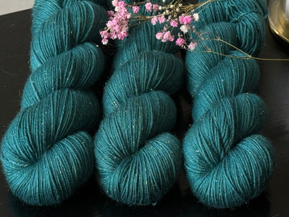 Laine à chaussettes pailletée bleu canard mérinos nylon fingering France Wooliette