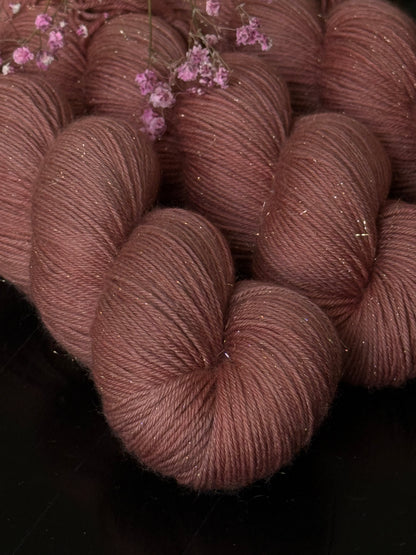 Laine Bimba Fingering mérinos nylon Stellina Brume de Châtaigne brun roux teinte main Wooliette