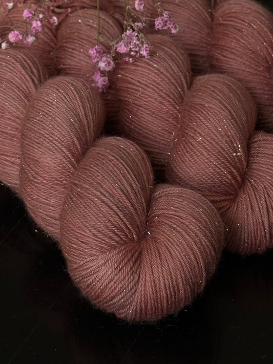 Laine Bimba Fingering mérinos nylon Stellina Brume de Châtaigne brun roux teinte main Wooliette
