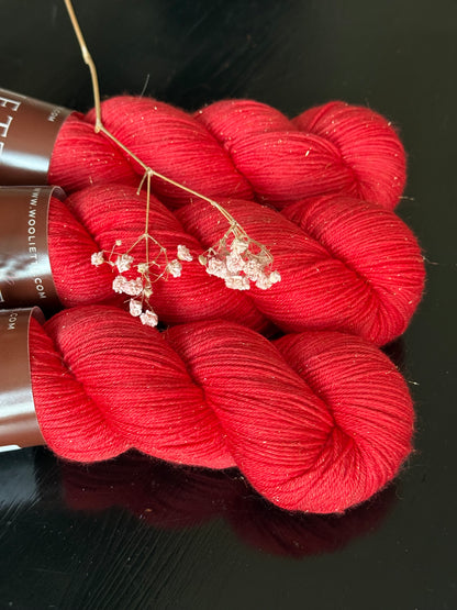 Laine à chaussettes pailletée rouge mérinos nylon fingering France Wooliette