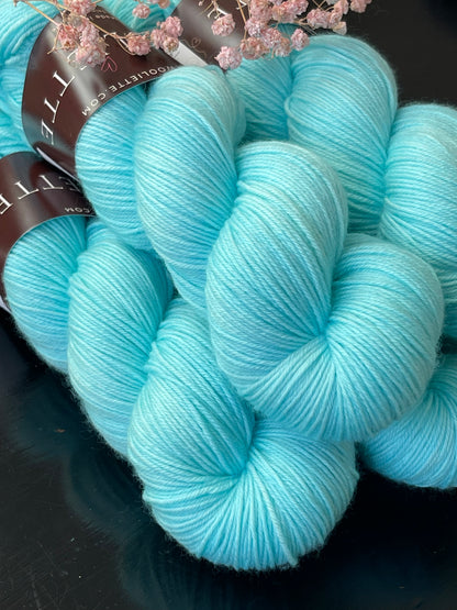 Écheveau laine mérinos nylon fingering Lagon 100g 400m vert d'eau aigue-marine Wooliette