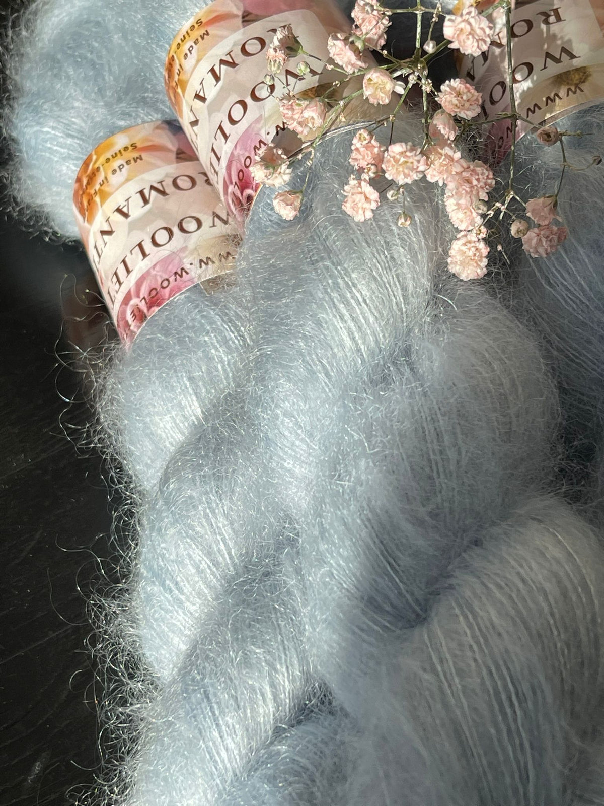 Écheveaux laine mohair soie Doucette Romantica Muse 50g 420m bleu ciel givré Wooliette