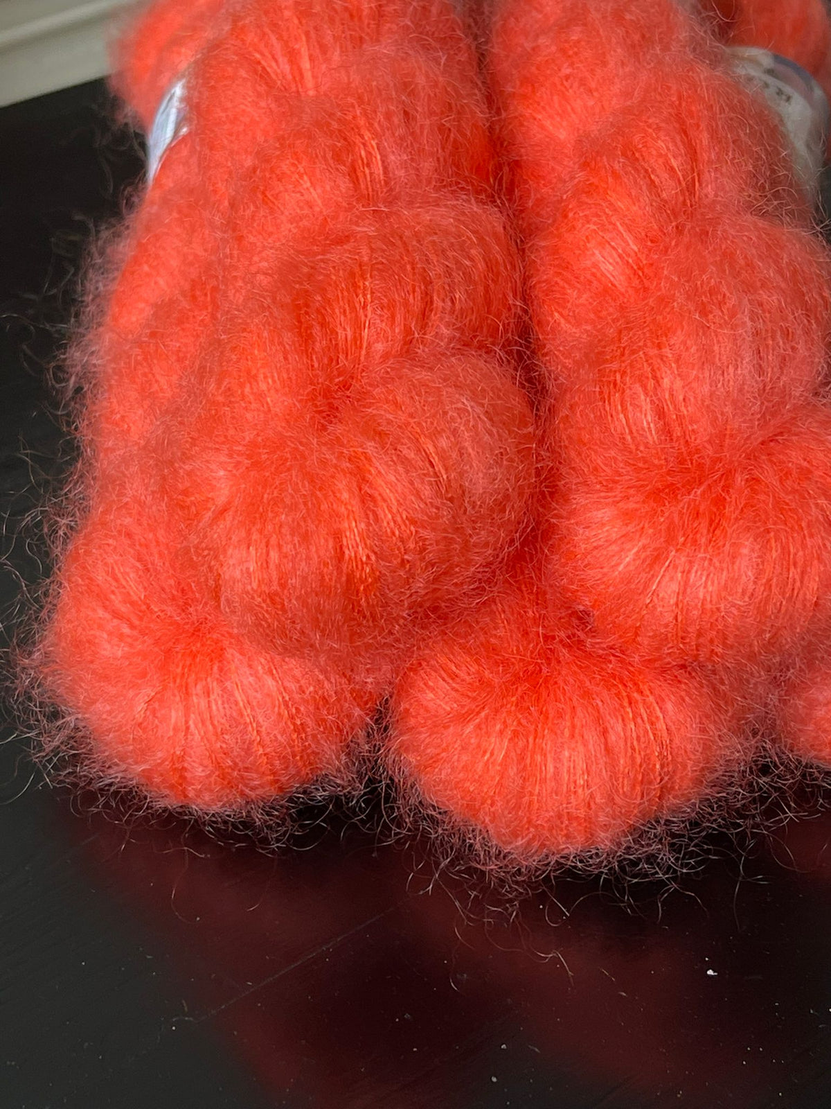 Écheveaux laine mohair soie Doucette Romantica Lilou 50g 420m corail vif Wooliette