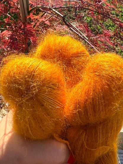 Écheveaux laine mohair soie Doucette Dorabelle 50g 420m jaune safran orangé Wooliette
