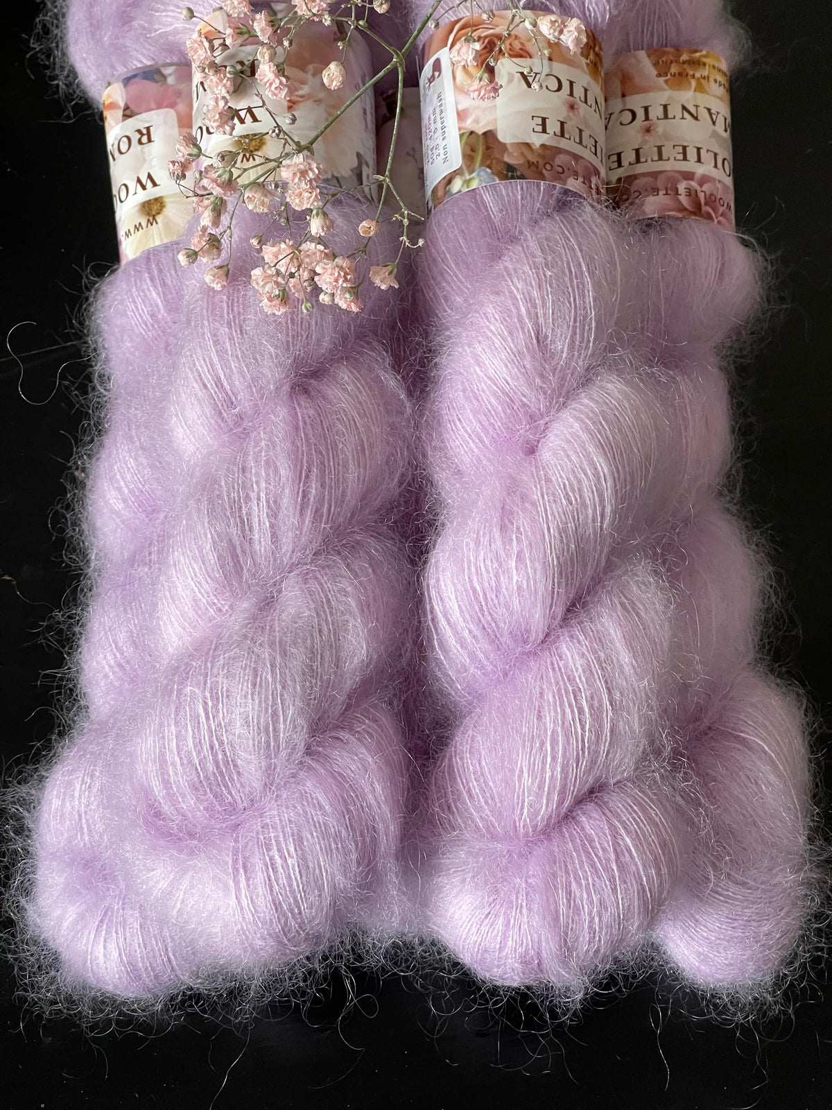 Laine Doucette Romantica kid mohair et soie Biche lilas pâle teinte main Wooliette