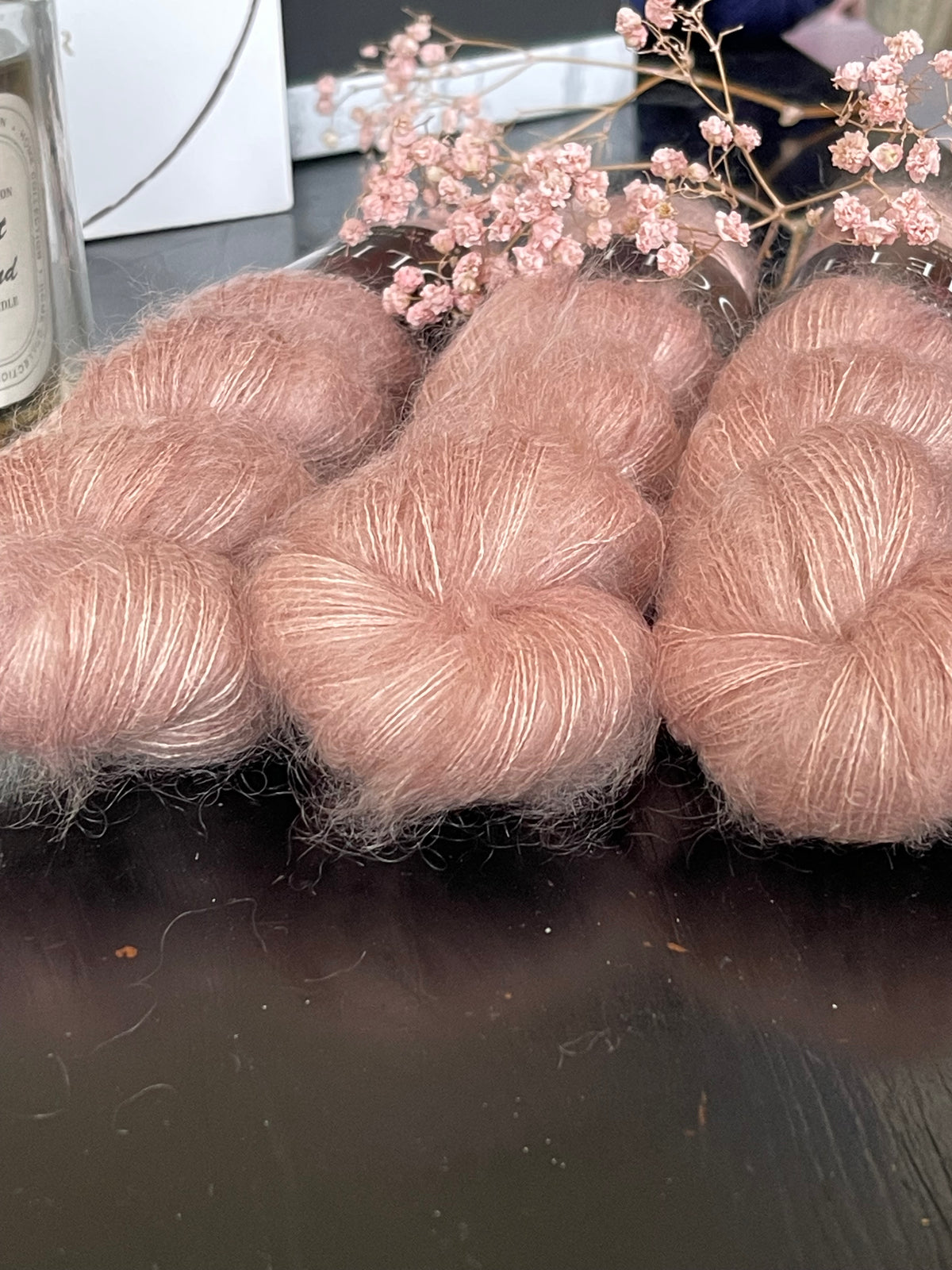 Écheveaux laine mohair soie Doucette Cosmic Love 50g 420m rose nude biscuit rosé Wooliette