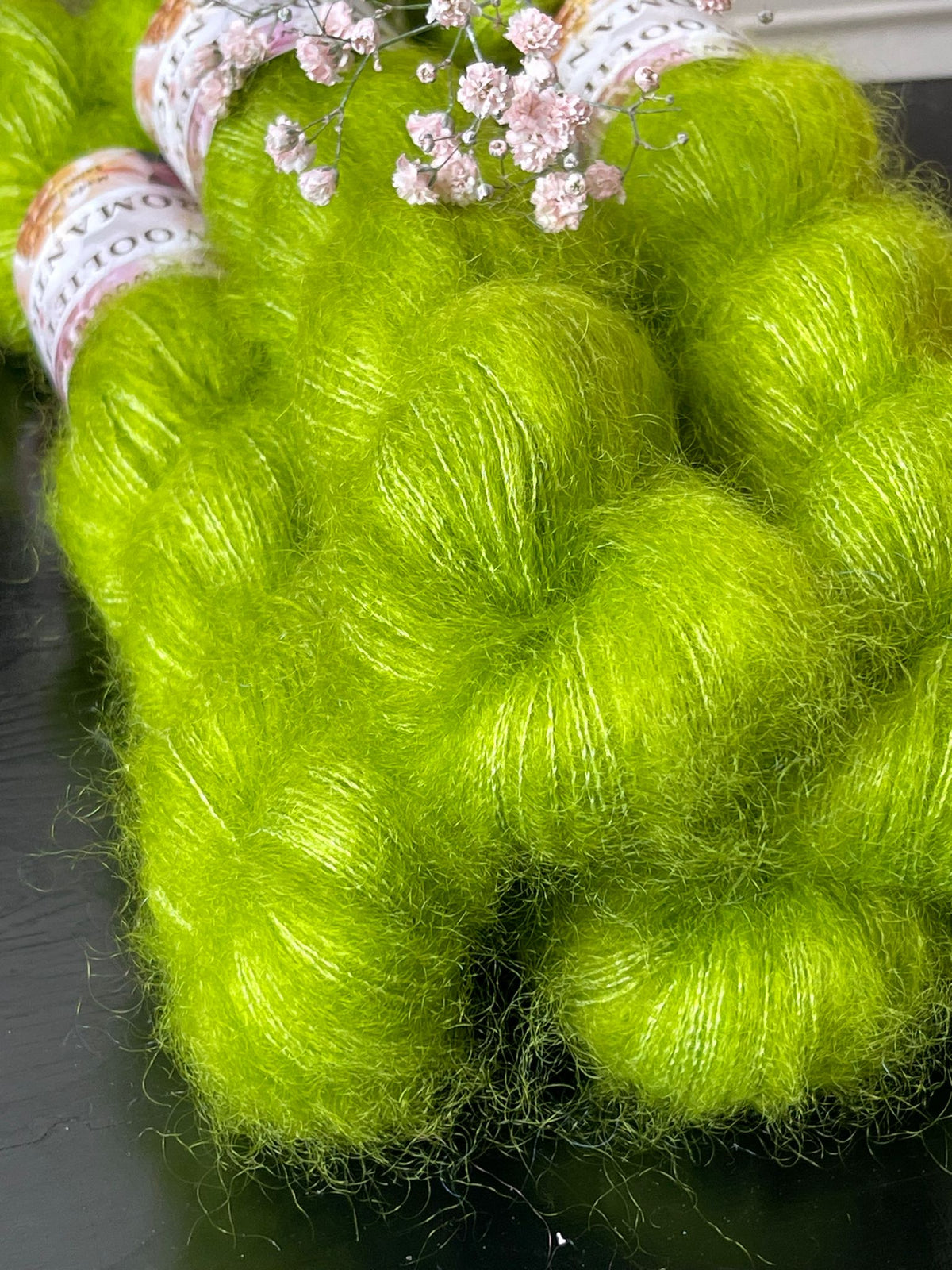 Écheveaux laine mohair soie Doucette Romantica Artemis 50g 420m vert anis chartreuse Wooliette